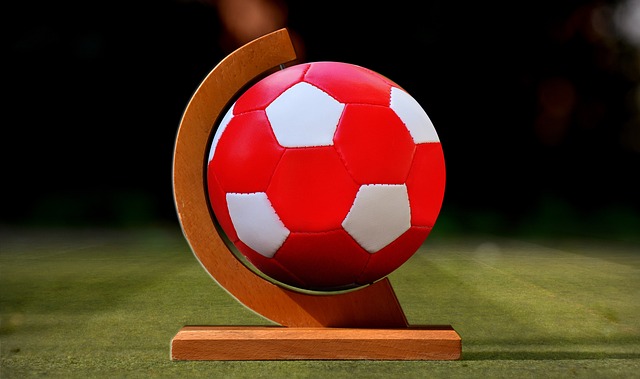 罗马vs那不勒斯：洛伦佐-佩莱格里尼、克里斯坦特首发，麦克托米奈、霍伊伦出战