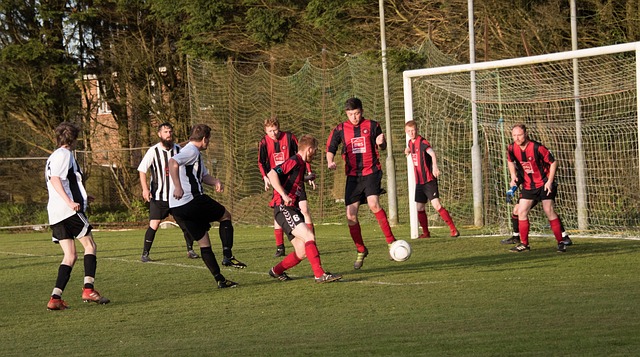 以爆发性的 以爆发性的